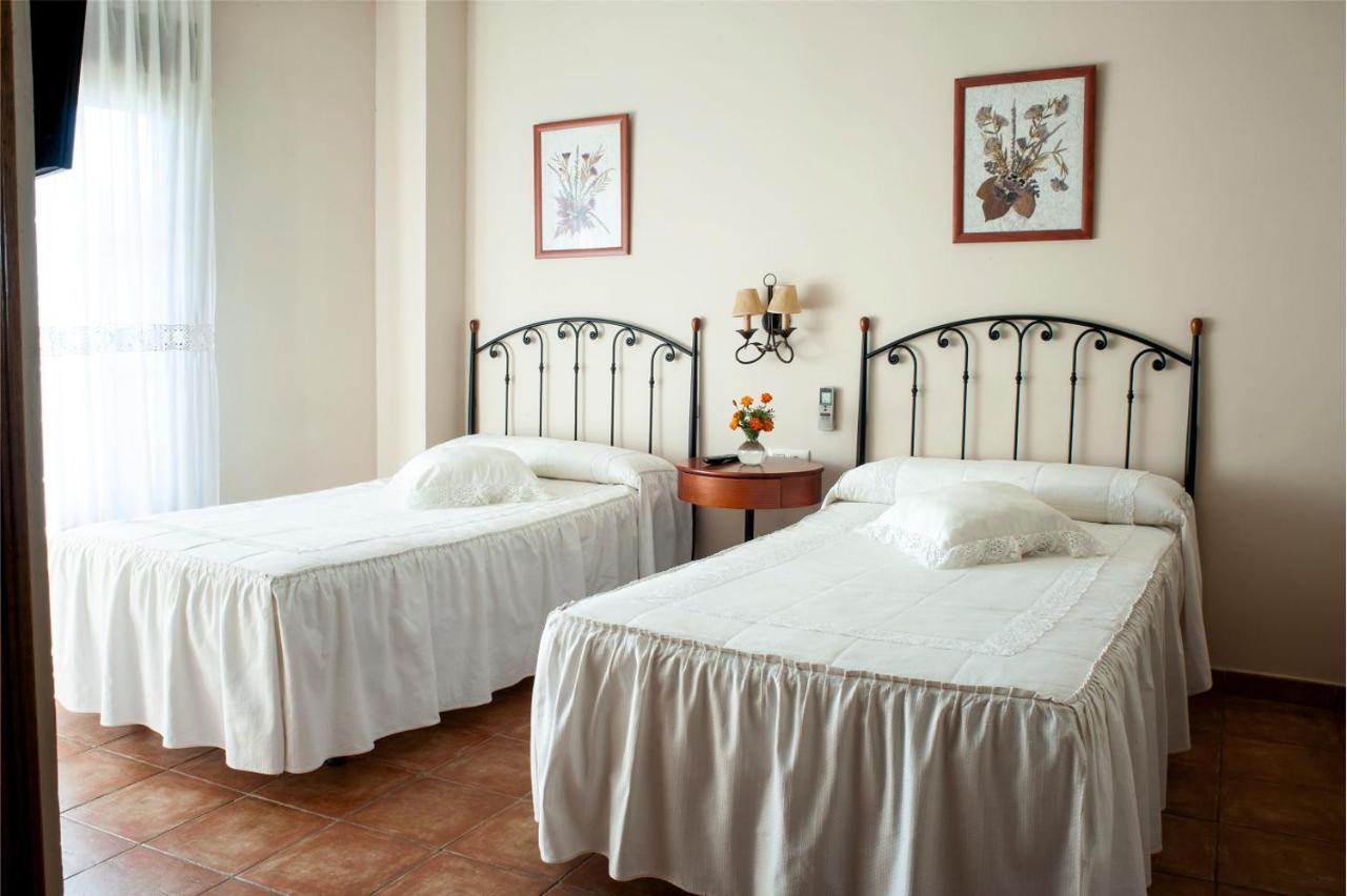 Hotel Rural Cristania Caminomorisco Стая снимка